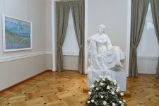 Президент Ильхам Алиев и Первая леди Мехрибан Алиева приняли участие в открытии третьего корпуса Национального музея искусств Азербайджана (ФОТО) (версия 2)