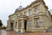 Президент Ильхам Алиев и Первая леди Мехрибан Алиева приняли участие в открытии третьего корпуса Национального музея искусств Азербайджана (ФОТО) (версия 2)