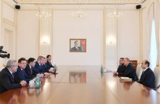 Президенту Ильхаму Алиеву вручен орден «За заслуги перед Астраханской областью»  (ФОТО)