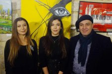 Зима в Баку - летние пейзажи и натюрморт с подсолнухами (ФОТО)
