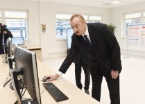 Президент Ильхам Алиев принял участие в открытии битумной установки и пункта заправки сжиженного газа на Бакинском НПЗ (ФОТО)