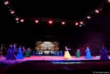 В Национальной арене гимнастики представлено потрясающее шоу "Белоснежка и семь гномов" (ФОТО)