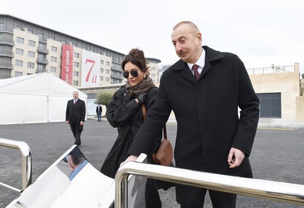 Azerbaijani president, first lady familiarize with projects in White City (PHOTO)