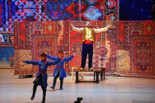 Новогодняя сказка в Баку с участием любимых героев – премьера (ФОТО)