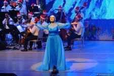 Новогодняя сказка в Баку с участием любимых героев – премьера (ФОТО)