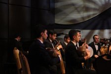 Азербайджанские студенты поздравили с Днем солидарности и Новым годом