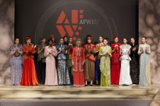 Красочные коллекции Гюльнары Халиловой очаровали AFWEU Fashion Week Istanbul (ФОТО)