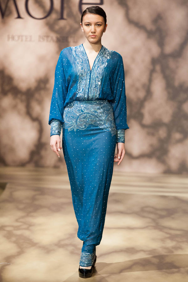 Красочные коллекции Гюльнары Халиловой очаровали AFWEU Fashion Week Istanbul (ФОТО)
