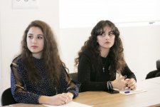 В Азербайджане реализуется проект "Молодой ум" (ФОТО)