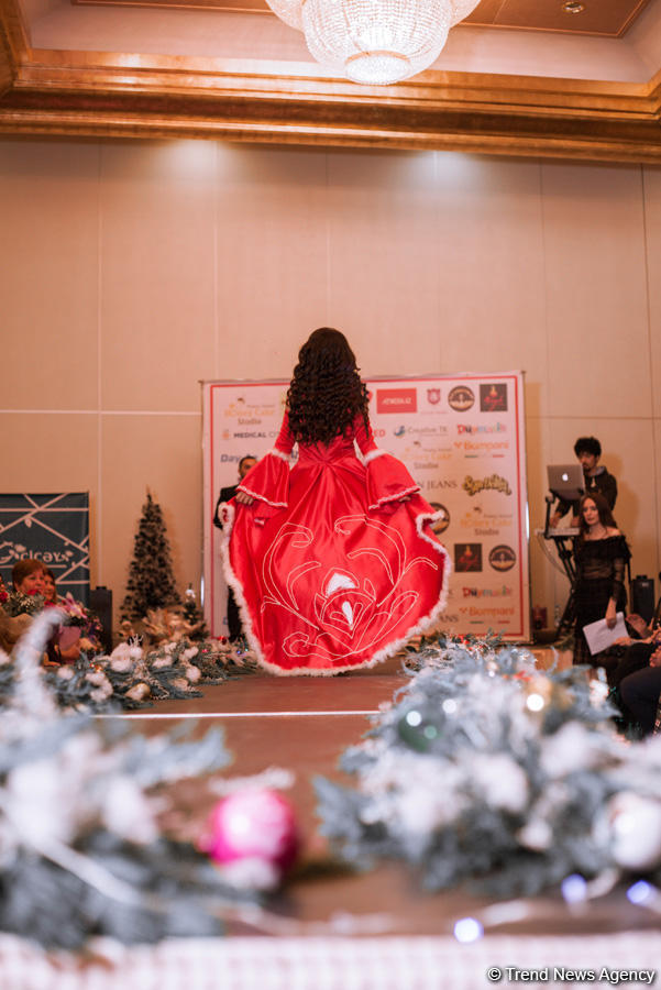 В 2019 год с новой модой – красочный вечер в Баку (ФОТО)