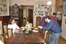 Он пришел и ушел как мужчина – новый проект Айбениз Гашимовой и Джейхуна Керимова (ФОТО)