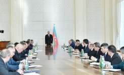Под председательством Президента Ильхама Алиева прошло заседание Кабмина, посвященное итогам социально-экономического развития в 2018 году и предстоящим задачам (ФОТО)