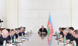 Под председательством Президента Ильхама Алиева прошло заседание Кабмина, посвященное итогам социально-экономического развития в 2018 году и предстоящим задачам (ФОТО)