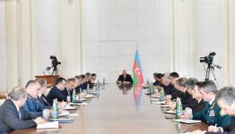 Под председательством Президента Ильхама Алиева прошло заседание Кабмина, посвященное итогам социально-экономического развития в 2018 году и предстоящим задачам (ФОТО)