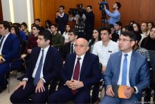 В центральной штаб-квартире правящей партии Азербайджана состоялась демонстрация фильма, посвященного борьбе с религиозным радикализмом (ФОТО)