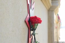 Общественность Азербайджана чтит светлую память жертв трагедии 20 января (ФОТО)