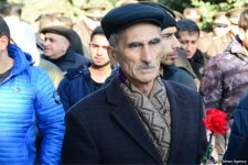 Общественность Азербайджана чтит светлую память жертв трагедии 20 января (ФОТО)