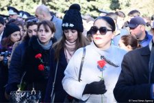 Общественность Азербайджана чтит светлую память жертв трагедии 20 января (ФОТО)