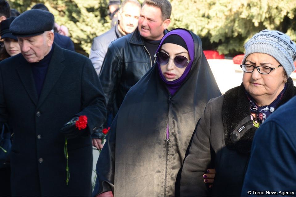 Общественность Азербайджана чтит светлую память жертв трагедии 20 января (ФОТО)