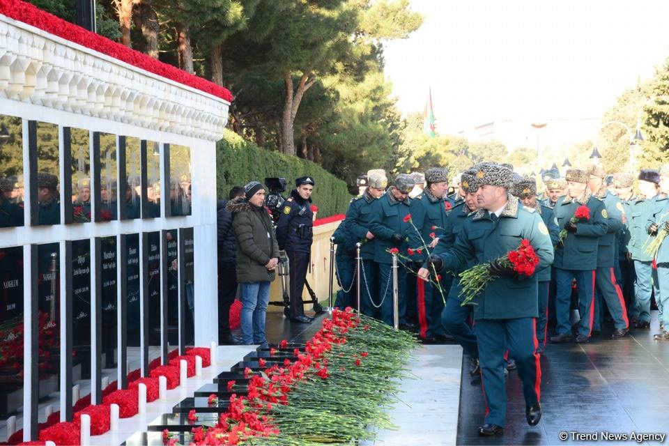 Общественность Азербайджана чтит светлую память жертв трагедии 20 января (ФОТО)