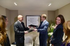 Президент Ильхам Алиев: Азербайджан строит свою стратегию развития с учетом обновленных международных и региональных тенденций (ФОТО)