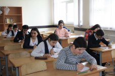 В Баку стартовала олимпиада по русскому языку и литературе (ФОТО)