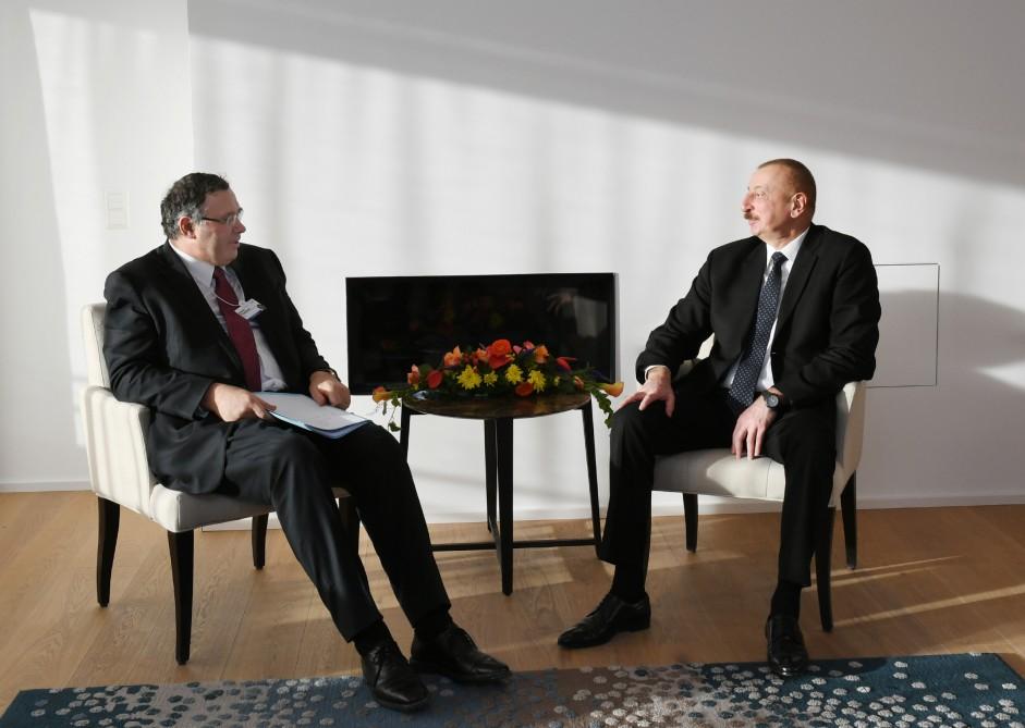 Azerbaijani president meets Total CEO (PHOTO)