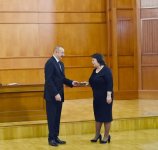 Президент Ильхам Алиев и Первая леди Мехрибан Алиева встретились с семьями шехидов (ФОТО) (версия 3)