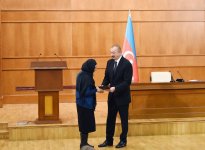 Президент Ильхам Алиев и Первая леди Мехрибан Алиева встретились с семьями шехидов (ФОТО) (версия 3)