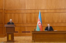 Президент Ильхам Алиев и Первая леди Мехрибан Алиева встретились с семьями шехидов (ФОТО) (версия 3)