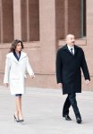 Президент Ильхам Алиев и Первая леди Мехрибан Алиева встретились с семьями шехидов (ФОТО) (версия 3)