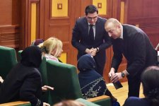 Президент Ильхам Алиев и Первая леди Мехрибан Алиева встретились с семьями шехидов (ФОТО) (версия 3)