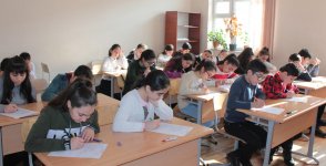 В школах Баку проходит Олимпиада по русскому языку и литературе (ФОТО)