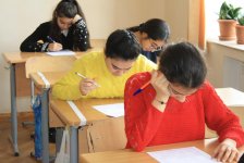 В школах Баку проходит Олимпиада по русскому языку и литературе (ФОТО)