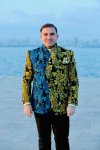 Гаджи Нуран Гусейнов создал бренд цветочных и ярких костюмов (ФОТО)