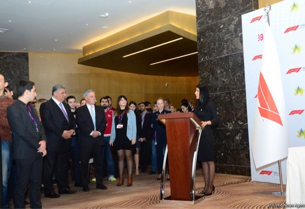 Baku hosts conference on "Benefits of hosting major sports events"