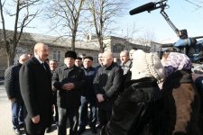 Президент Ильхам Алиев побывал в Шамахе, где произошло землетрясение (ФОТО)