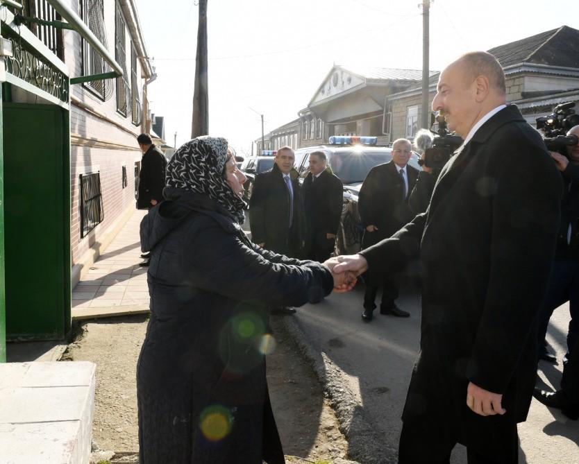 Президент Ильхам Алиев побывал в Шамахе, где произошло землетрясение (ФОТО)