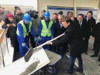 В Азербайджане заложен фундамент нового автомобильного завода (ФОТО)