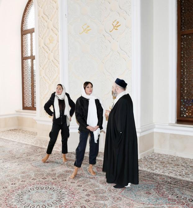 First VP Mehriban Aliyeva visits Imamzade religious complex in Ganja (PHOTO)