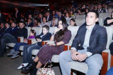 В Баку прошел  гала-концерт Международного детского музыкального фестиваля "ЗИМА" (ФОТО)
