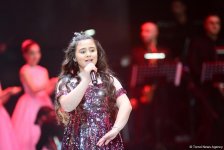 В Баку прошел  гала-концерт Международного детского музыкального фестиваля "ЗИМА" (ФОТО)