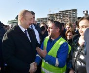 Президент Ильхам Алиев встретился на приморском бульваре Сумгайыта с жителями города (ФОТО) (версия 2)