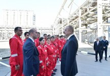 Президент Ильхам Алиев принял участие в открытии завода “SOCAR Polymer” по производству полиэтилена высокой плотности в Сумгайыте (ФОТО)