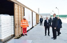 Президент Ильхам Алиев принял участие в открытии завода “SOCAR Polymer” по производству полиэтилена высокой плотности в Сумгайыте (ФОТО)