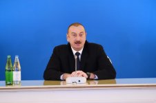 Президент Ильхам Алиев принял участие в пятом заседании министров в рамках Консультативного совета Южного газового коридора в Баку (ФОТО)