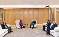 President Ilham Aliyev meets World Bank Regional Director for S.Caucasus (PHOTO)