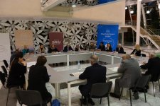 Баронесса Эмма Николсон восхищена азербайджанским мугамом (ФОТО)