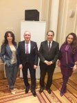 Автор 11 бестселлеров раскрыл в Баку секреты успеха (ФОТО)