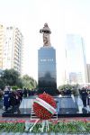 Общественность Азербайджана чтит память жертв Ходжалинского геноцида (ФОТО)